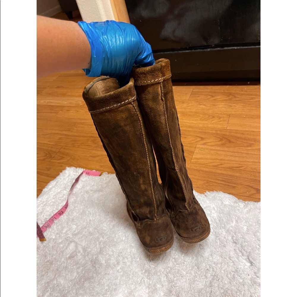 Ugg Suede Boot - image 4